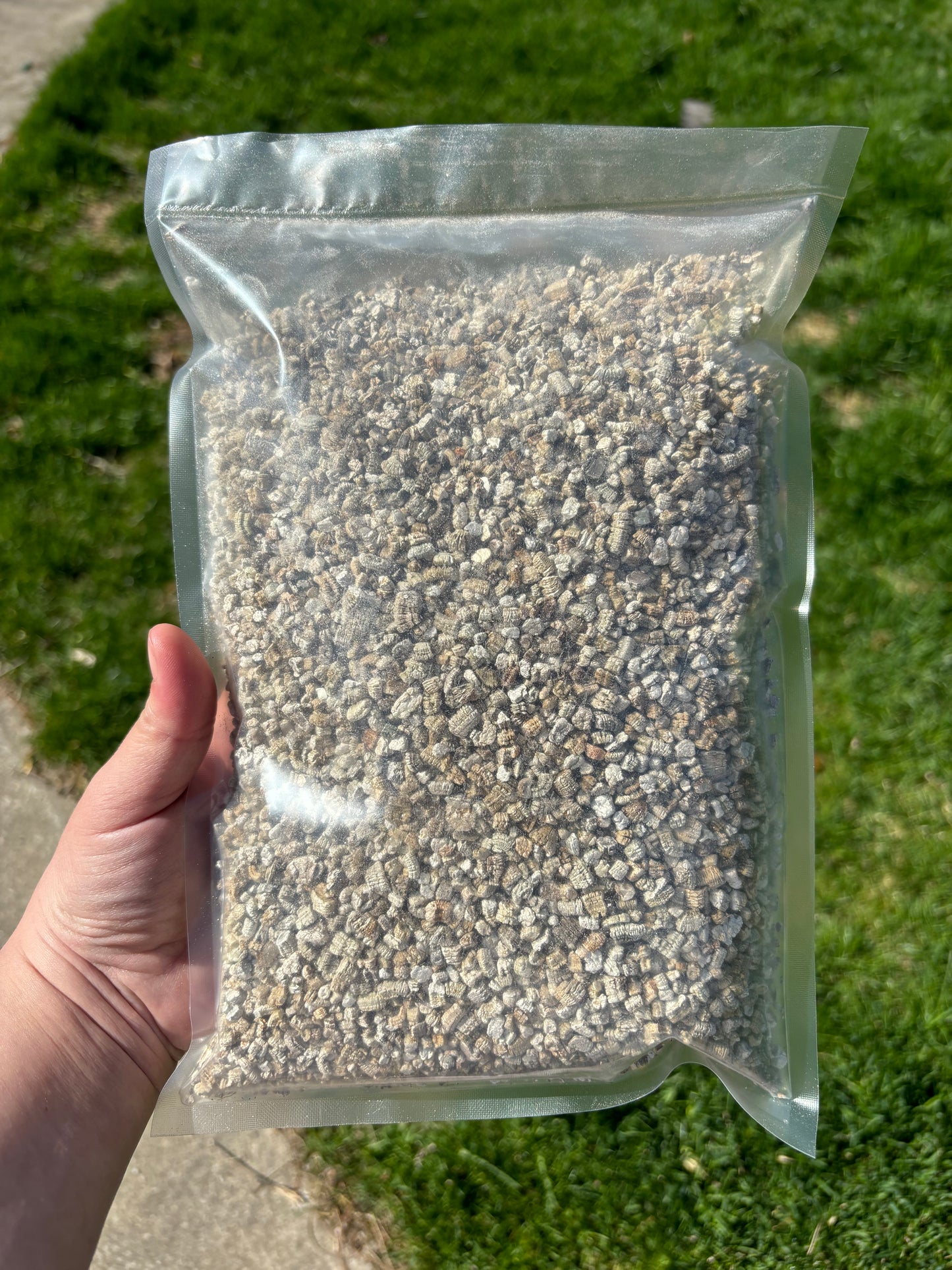Vermiculite - TRJ Hatching Formula, Vermiculite for Egg Incubation, Soil Medium