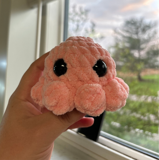 Mini Octopus Crochet: Pink