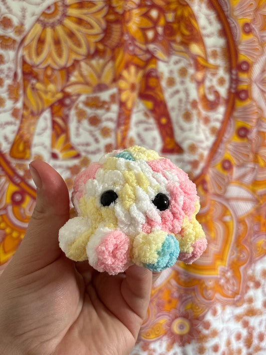 Mini Octopus Crochet: Multicolour